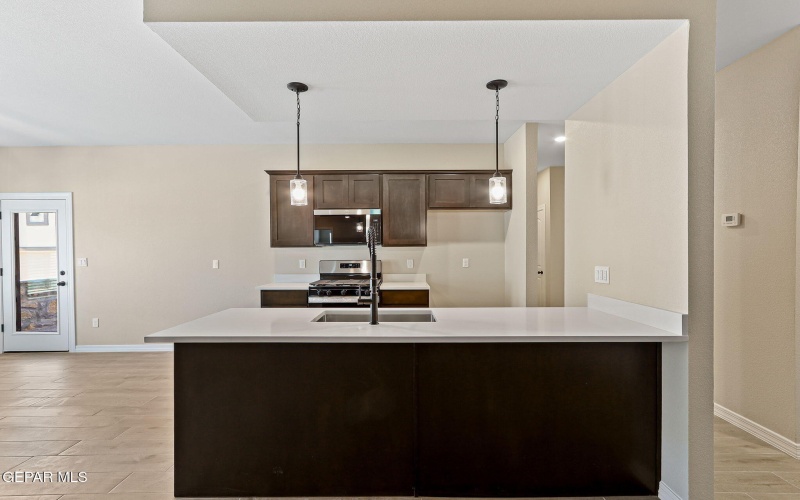 15029 RESOLVE Drive, El Paso, TX 79938, 4 Habitaciones Habitaciones , ,1 BañoBaños,Residential,En Venta,15029 RESOLVE Drive,0,935590