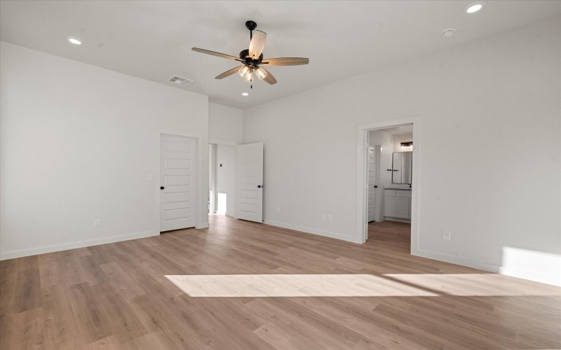 7001 56th Street, Lubbock, TX 79407, 4 Habitaciones Habitaciones , ,2 BañosBaños,Residential,En Venta,7001 56th Street,0,202564468