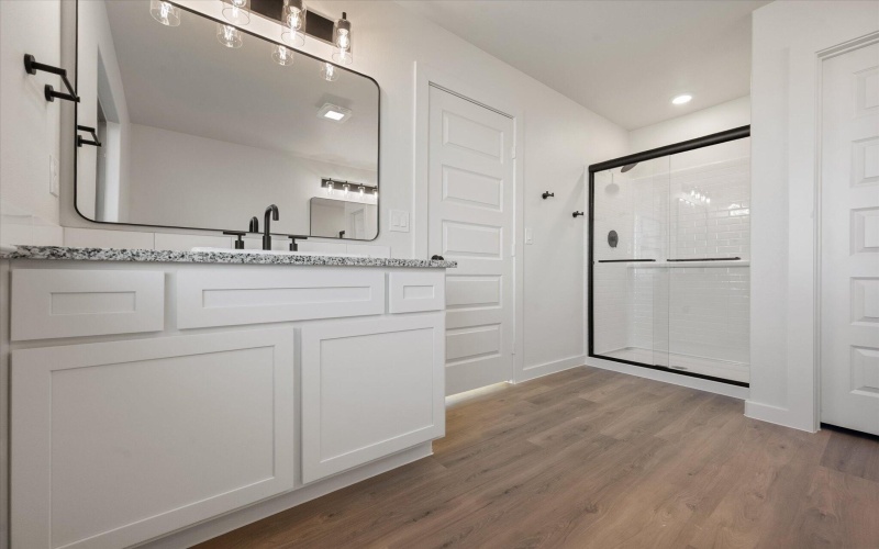 7001 56th Street, Lubbock, TX 79407, 4 Habitaciones Habitaciones , ,2 BañosBaños,Residential,En Venta,7001 56th Street,0,202564468