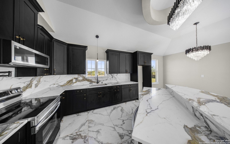 165 Flor Del Sol, San Antonio, TX 78264, 4 Habitaciones Habitaciones , ,3 BañosBaños,Residential,En Venta,165 Flor Del Sol,0,1930404