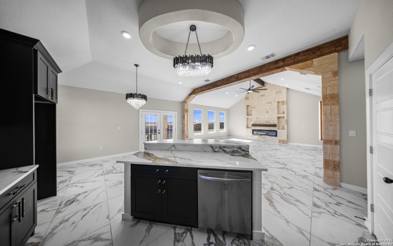 165 Flor Del Sol, San Antonio, TX 78264, 4 Habitaciones Habitaciones , ,3 BañosBaños,Residential,En Venta,165 Flor Del Sol,0,1930404