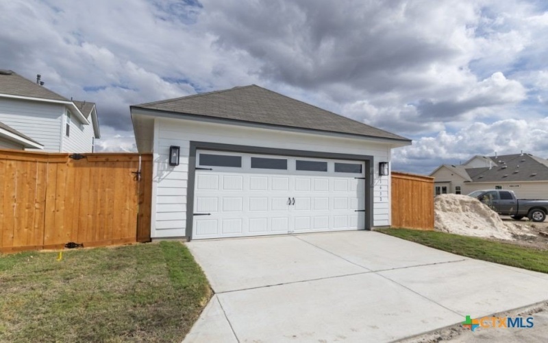 1632 Esplanade Parkway, San Marcos, TX 78666, 3 Habitaciones Habitaciones , ,2 BañosBaños,Residential,En Venta,1632 Esplanade Parkway,0,600126