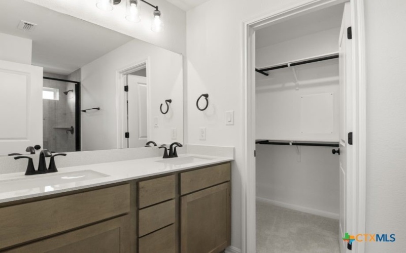 1632 Esplanade Parkway, San Marcos, TX 78666, 3 Habitaciones Habitaciones , ,2 BañosBaños,Residential,En Venta,1632 Esplanade Parkway,0,600126