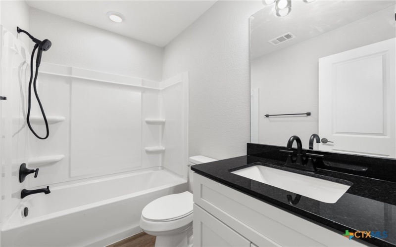 909 S Martin Luther King Jr Drive unit: A & B #A & B, Temple, TX 76504, 6 Bedrooms Bedrooms, ,7 BathroomsBathrooms,Residential,For Sale,909 S Martin Luther King Jr Drive unit: A & B,0,600651