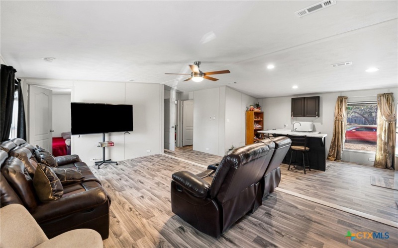 23307 Hickory Shadow, Elmendorf, TX 78112, 3 Habitaciones Habitaciones , ,2 BañosBaños,Residential,En Venta,23307 Hickory Shadow,0,600691