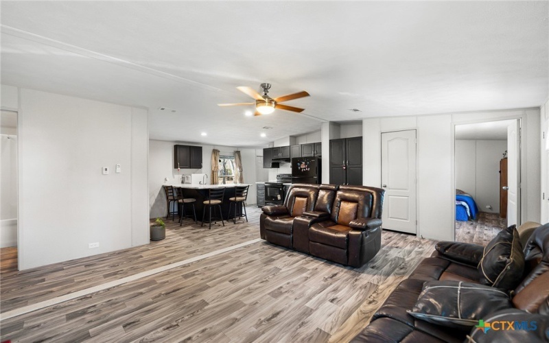 23307 Hickory Shadow, Elmendorf, TX 78112, 3 Habitaciones Habitaciones , ,2 BañosBaños,Residential,En Venta,23307 Hickory Shadow,0,600691