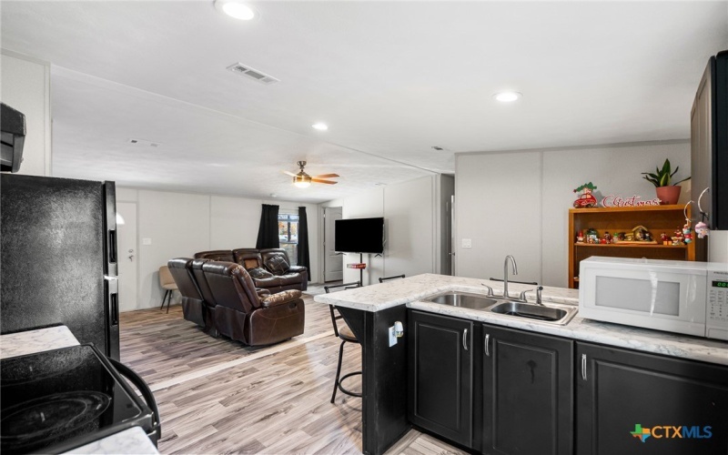 23307 Hickory Shadow, Elmendorf, TX 78112, 3 Habitaciones Habitaciones , ,2 BañosBaños,Residential,En Venta,23307 Hickory Shadow,0,600691