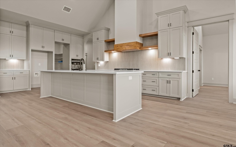 15674 CR 436, Lindale, TX 75771, 4 Bedrooms Bedrooms, ,2 BathroomsBathrooms,Residential,For Sale,15674 CR 436,0,25018110