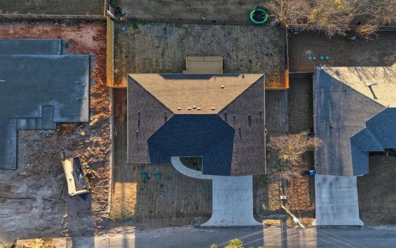 5716 Stonegate, Granbury, TX 76048, 4 Bedrooms Bedrooms, ,2 BathroomsBathrooms,Residential,For Sale,5716 Stonegate,0,21135552