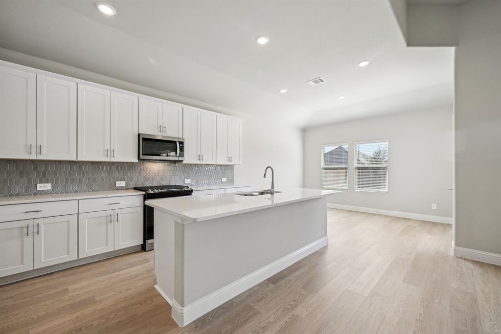 4026 Granbury Drive, Farmersville, TX 75442, 4 Bedrooms Bedrooms, ,3 BathroomsBathrooms,Residential,For Sale,4026 Granbury Drive,0,21135765