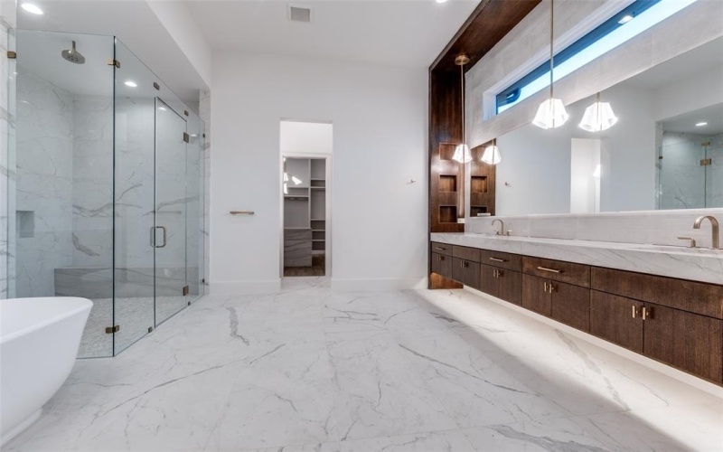 6006 Meadow Crest, Dallas, TX 75230, 5 Bedrooms Bedrooms, ,6 BathroomsBathrooms,Residential,For Sale,6006 Meadow Crest,0,21139071