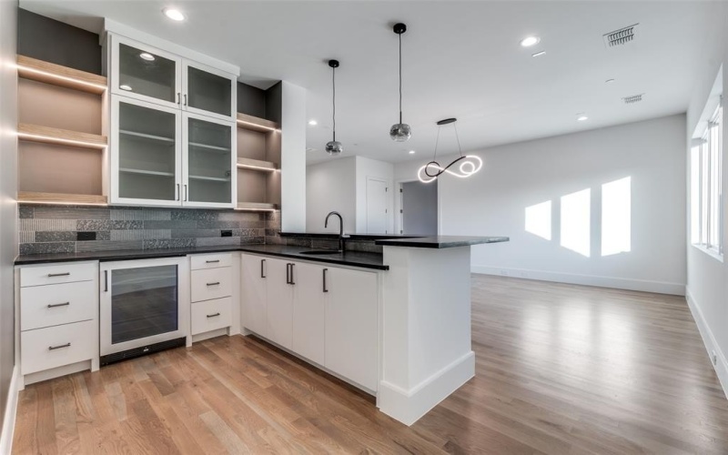 6006 Meadow Crest, Dallas, TX 75230, 5 Bedrooms Bedrooms, ,6 BathroomsBathrooms,Residential,For Sale,6006 Meadow Crest,0,21139071