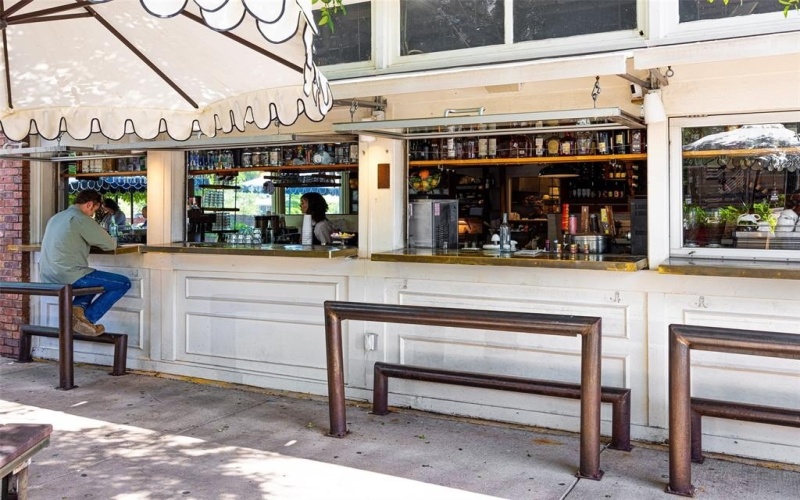 610 N Oak Cliff Boulevard #304, Dallas, TX 75208, 3 Habitaciones Habitaciones , ,3 BañosBaños,Residential,En Venta,610 N Oak Cliff Boulevard,0,21139158