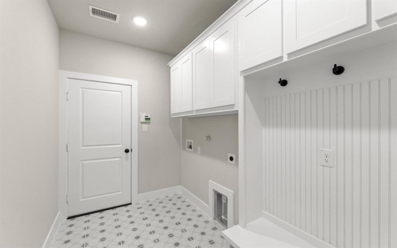 260 Penrose Drive, Ovilla, TX 75154, 6 Bedrooms Bedrooms, ,5 BathroomsBathrooms,Residential,For Sale,260 Penrose Drive,0,21139190