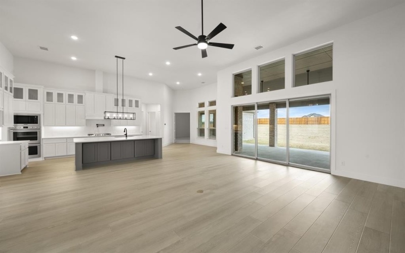 200 Broadmoor Lane, Ovilla, TX 75154, 4 Habitaciones Habitaciones , ,3 BañosBaños,Residential,En Venta,200 Broadmoor Lane,0,21139201