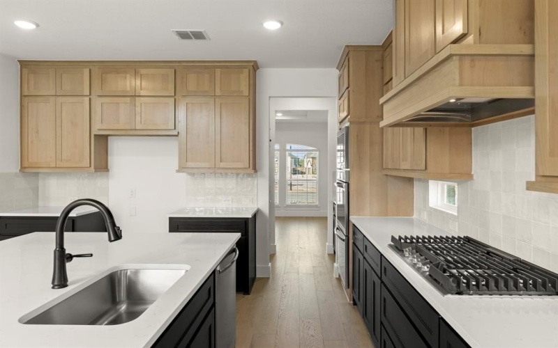 803 Bleriot Drive, Fate, TX 75087, 5 Habitaciones Habitaciones , ,5 BañosBaños,Residential,En Venta,803 Bleriot Drive,0,21139224