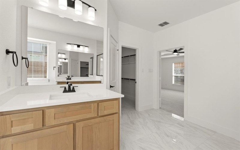 803 Bleriot Drive, Fate, TX 75087, 5 Habitaciones Habitaciones , ,5 BañosBaños,Residential,En Venta,803 Bleriot Drive,0,21139224