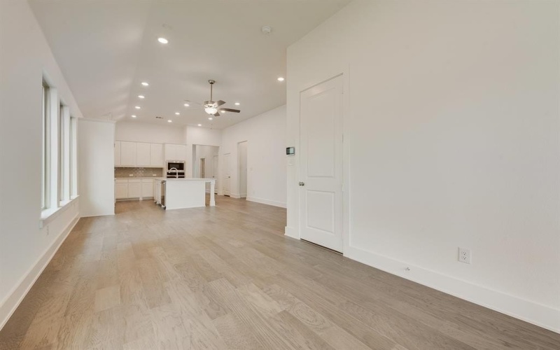 528 Embargo Drive, Fate, TX 75189, 4 Habitaciones Habitaciones , ,2 BañosBaños,Residential,En Venta,528 Embargo Drive,0,21139254