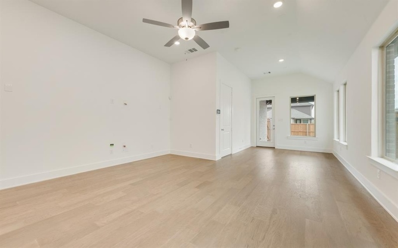 528 Embargo Drive, Fate, TX 75189, 4 Habitaciones Habitaciones , ,2 BañosBaños,Residential,En Venta,528 Embargo Drive,0,21139254