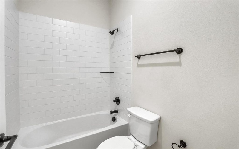 2441 Tyler Wade Trail, Waxahachie, TX 75167, 4 Habitaciones Habitaciones , ,3 BañosBaños,Residential,En Venta,2441 Tyler Wade Trail,0,21139286