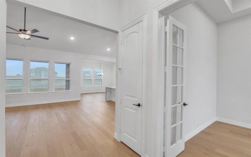 2441 Tyler Wade Trail, Waxahachie, TX 75167, 4 Habitaciones Habitaciones , ,3 BañosBaños,Residential,En Venta,2441 Tyler Wade Trail,0,21139286