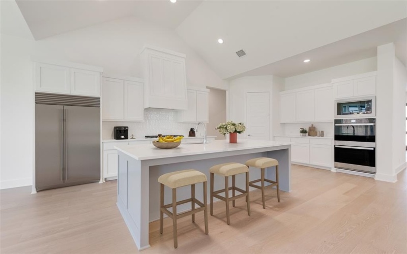 830 Montrose Drive, Rockwall, TX 75087, 5 Bedrooms Bedrooms, ,5 BathroomsBathrooms,Residential,For Sale,830 Montrose Drive,0,21139329