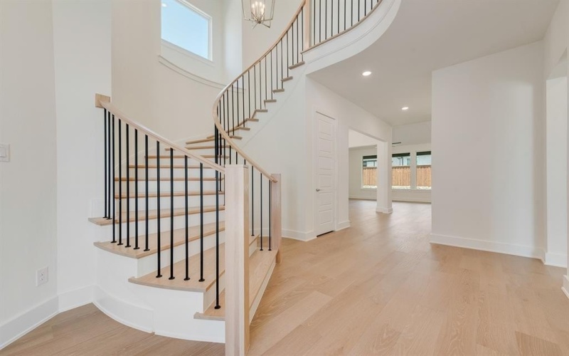 830 Montrose Drive, Rockwall, TX 75087, 5 Bedrooms Bedrooms, ,5 BathroomsBathrooms,Residential,For Sale,830 Montrose Drive,0,21139329