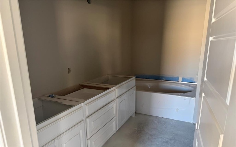 705 Broken Bow Lane, Cleburne, TX 76033, 4 Habitaciones Habitaciones , ,2 BañosBaños,Residential,En Venta,705 Broken Bow Lane,0,21139350