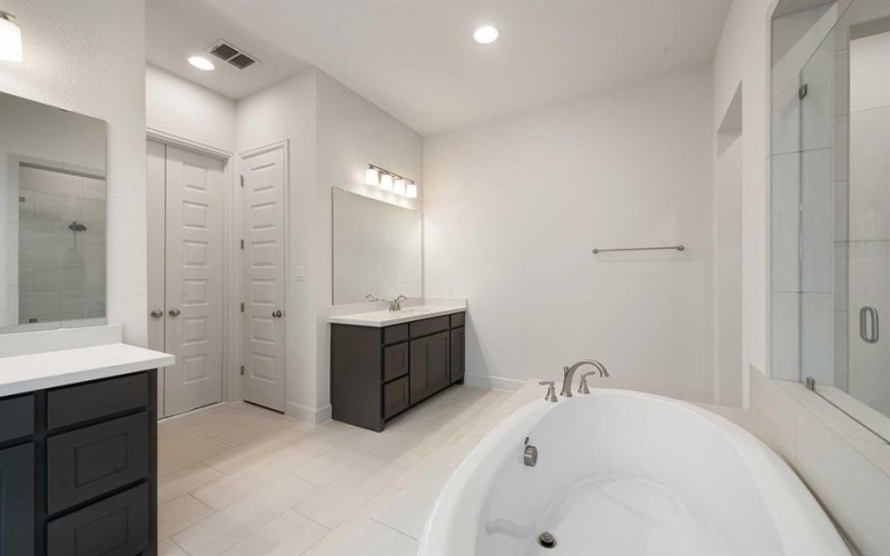 2821 Buckingham Lane, Celina, TX 75009, 4 Bedrooms Bedrooms, ,3 BathroomsBathrooms,Residential,For Sale,2821 Buckingham Lane,0,21139479