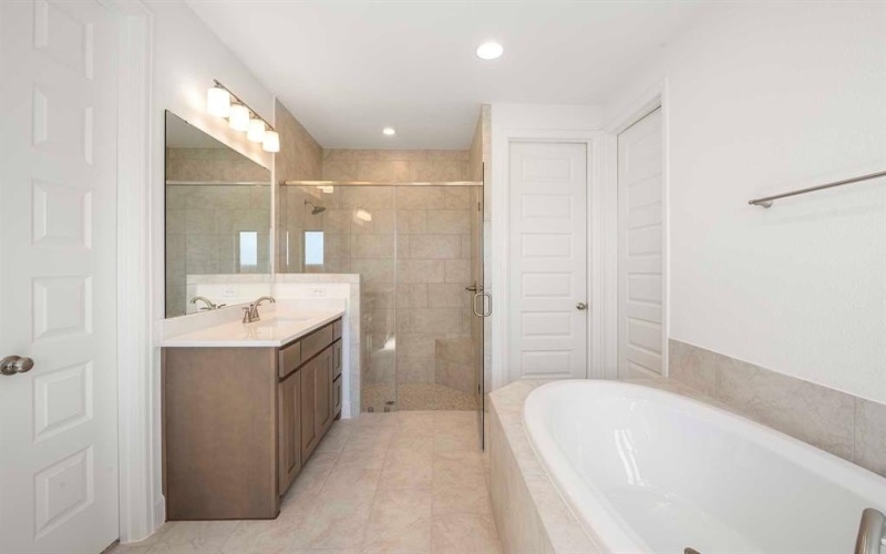 2825 Buckingham Lane, Celina, TX 75009, 4 Bedrooms Bedrooms, ,3 BathroomsBathrooms,Residential,For Sale,2825 Buckingham Lane,0,21139493