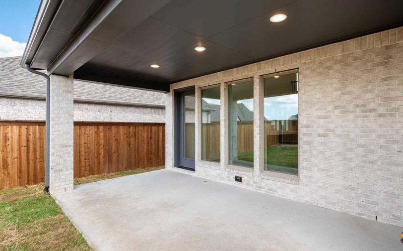 2825 Buckingham Lane, Celina, TX 75009, 4 Bedrooms Bedrooms, ,3 BathroomsBathrooms,Residential,For Sale,2825 Buckingham Lane,0,21139493