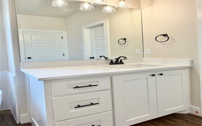 1008 Sabrina Court, Weatherford, TX 76085, 4 Habitaciones Habitaciones , ,5 BañosBaños,Residential,En Venta,1008 Sabrina Court,0,21139671