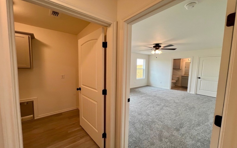 807 N Van Buren St, San Angelo, TX 76901, 3 Habitaciones Habitaciones , ,2 BañosBaños,Residential,En Venta,807 N Van Buren St,0,130133