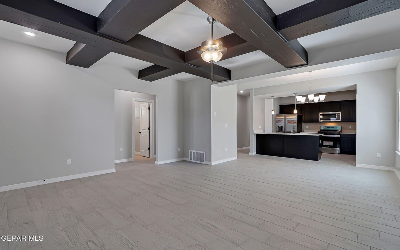 3949 PERSPECTIVE Street, El Paso, TX 79938, 4 Habitaciones Habitaciones , ,2 BañosBaños,Residential,En Venta,3949 PERSPECTIVE Street,0,935645