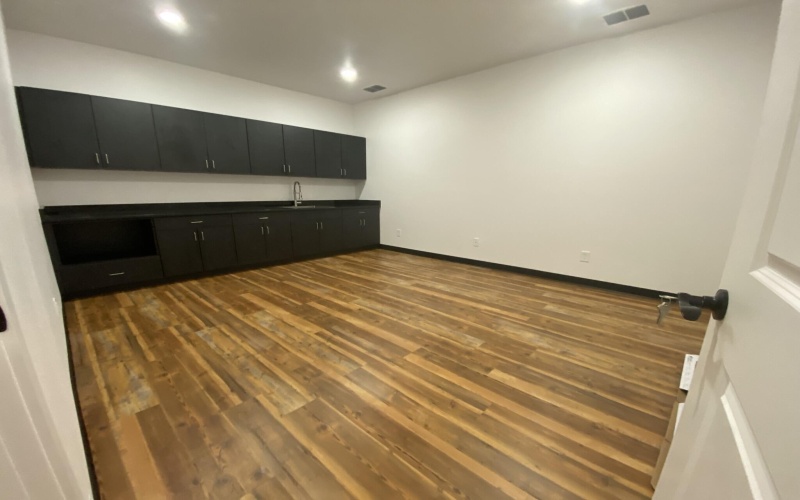 10921 Wayne Avenue, Lubbock, TX 79424, ,Residential,For Sale,10921 Wayne Avenue,0,202551605