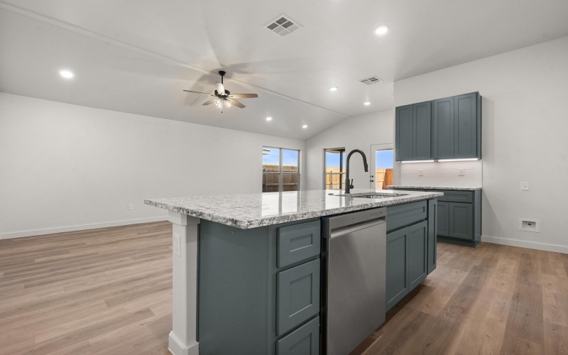 2617 Garland Avenue, Lubbock, TX 79407, 4 Habitaciones Habitaciones , ,2 BañosBaños,Residential,En Venta,2617 Garland Avenue,0,202564518