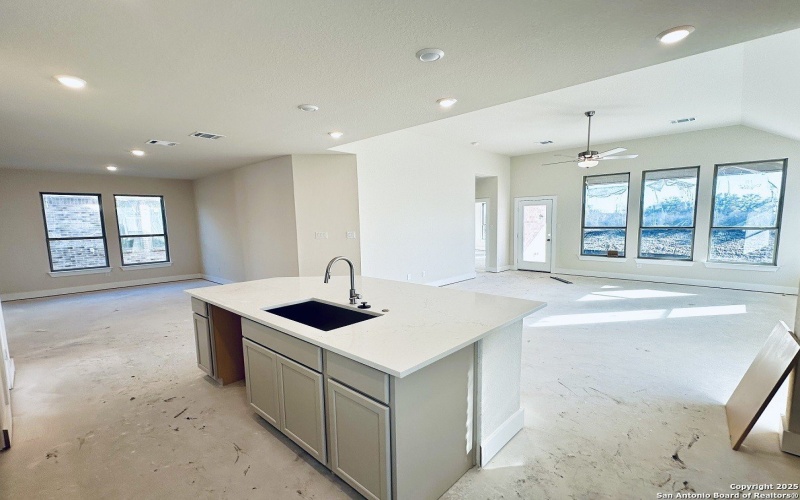 191 Desert Bloom, San Antonio, TX 78253, 4 Habitaciones Habitaciones , ,3 BañosBaños,Residential,En Venta,191 Desert Bloom,0,1930425