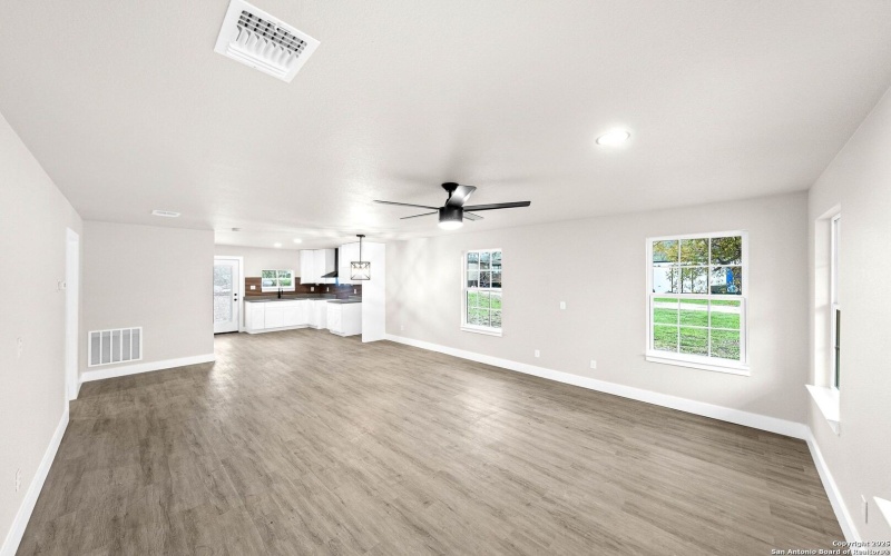 243 Meadow Lake Dr Lot 109, Seguin, TX 78155, 3 Bedrooms Bedrooms, ,2 BathroomsBathrooms,Residential,For Sale,243 Meadow Lake Dr Lot 109,0,1930497