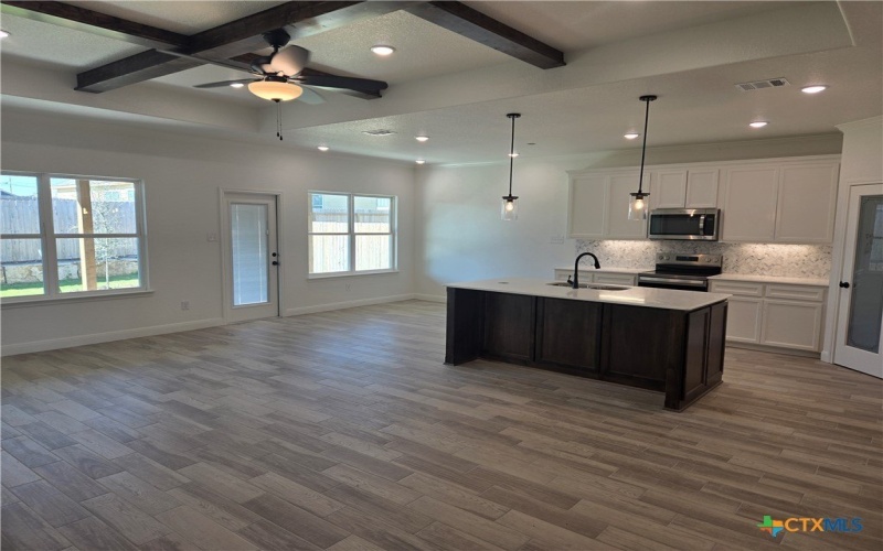 2041 Mercer Street, Nolanville, TX 76559, 4 Habitaciones Habitaciones , ,2 BañosBaños,Residential,En Venta,2041 Mercer Street,0,600761