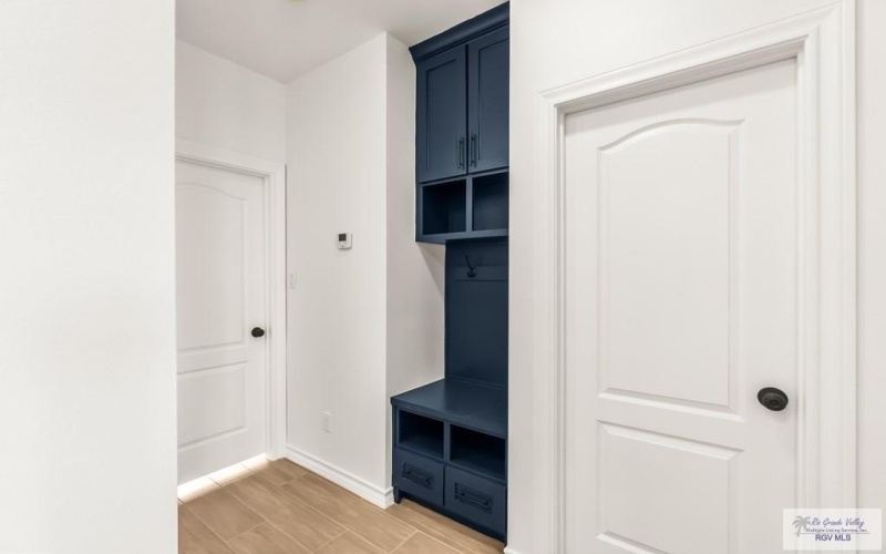 120 MARIGOLD DR, LOS FRESNOS, TX 78566, 3 Habitaciones Habitaciones , ,2 BañosBaños,Residential,En Venta,120 MARIGOLD DR,0,29768837