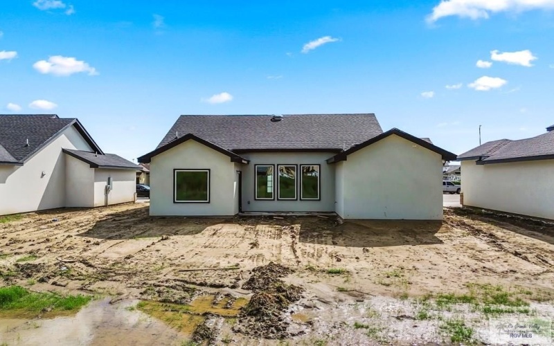 120 MARIGOLD DR, LOS FRESNOS, TX 78566, 3 Habitaciones Habitaciones , ,2 BañosBaños,Residential,En Venta,120 MARIGOLD DR,0,29768837