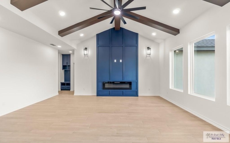 120 MARIGOLD DR, LOS FRESNOS, TX 78566, 3 Habitaciones Habitaciones , ,2 BañosBaños,Residential,En Venta,120 MARIGOLD DR,0,29768837