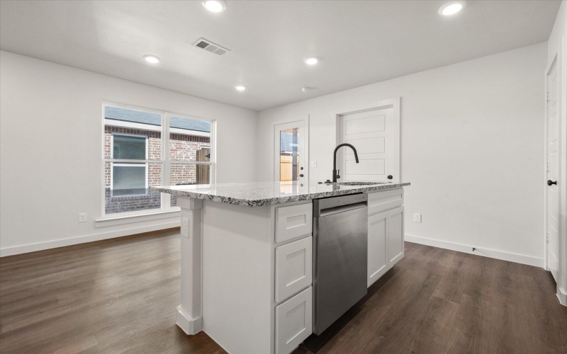 13805 Flint Avenue, Lubbock, TX 79423, 3 Habitaciones Habitaciones , ,2 BañosBaños,Residential,En Venta,13805 Flint Avenue,0,202564522