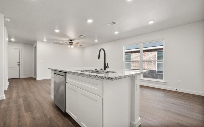 13805 Flint Avenue, Lubbock, TX 79423, 3 Habitaciones Habitaciones , ,2 BañosBaños,Residential,En Venta,13805 Flint Avenue,0,202564522