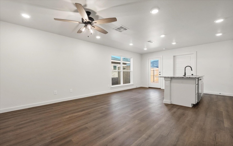 13805 Flint Avenue, Lubbock, TX 79423, 3 Habitaciones Habitaciones , ,2 BañosBaños,Residential,En Venta,13805 Flint Avenue,0,202564522