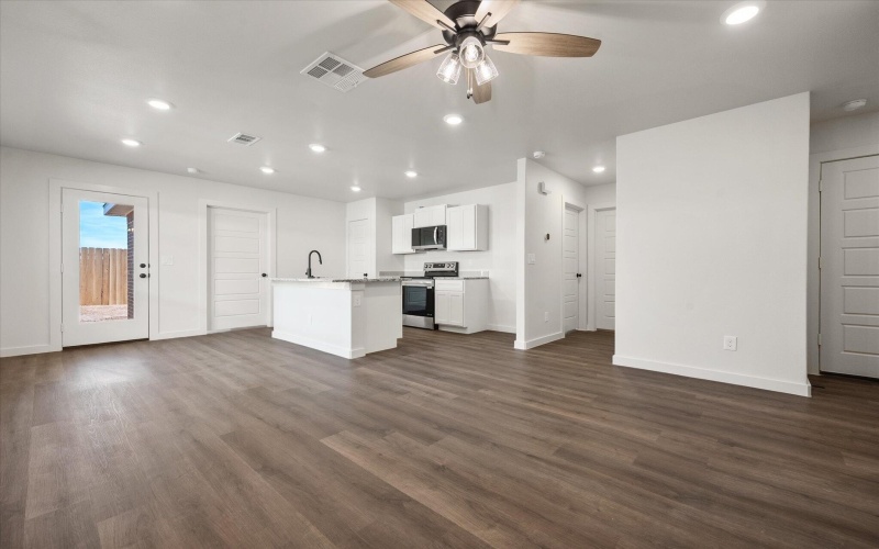 13805 Flint Avenue, Lubbock, TX 79423, 3 Habitaciones Habitaciones , ,2 BañosBaños,Residential,En Venta,13805 Flint Avenue,0,202564522