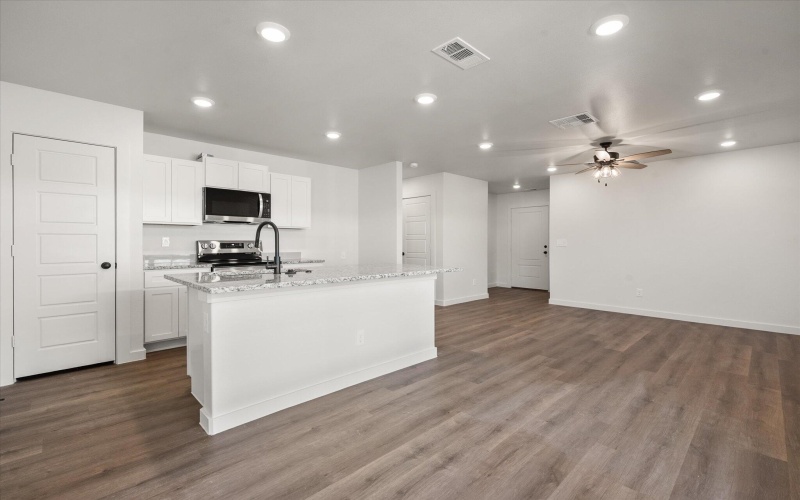 13805 Flint Avenue, Lubbock, TX 79423, 3 Habitaciones Habitaciones , ,2 BañosBaños,Residential,En Venta,13805 Flint Avenue,0,202564522