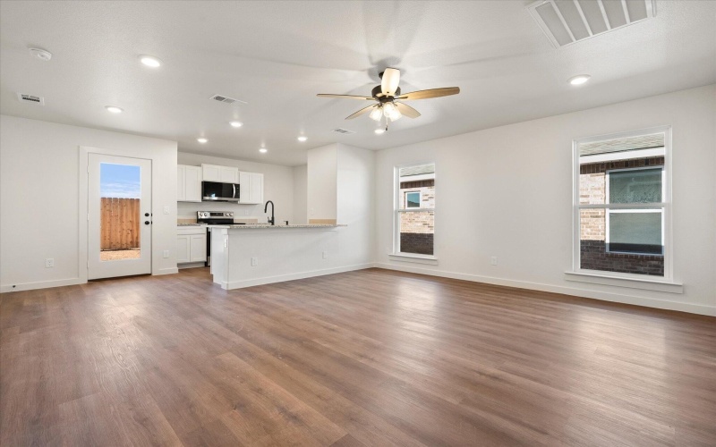 13808 Flint Avenue, Lubbock, TX 79423, 2 Habitaciones Habitaciones , ,2 BañosBaños,Residential,En Venta,13808 Flint Avenue,0,202564523