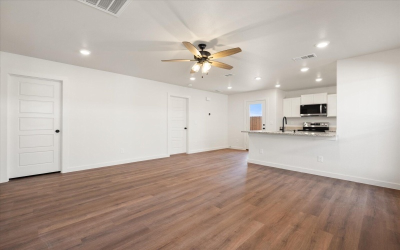 13808 Flint Avenue, Lubbock, TX 79423, 2 Habitaciones Habitaciones , ,2 BañosBaños,Residential,En Venta,13808 Flint Avenue,0,202564523