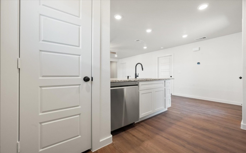 13808 Flint Avenue, Lubbock, TX 79423, 2 Habitaciones Habitaciones , ,2 BañosBaños,Residential,En Venta,13808 Flint Avenue,0,202564523